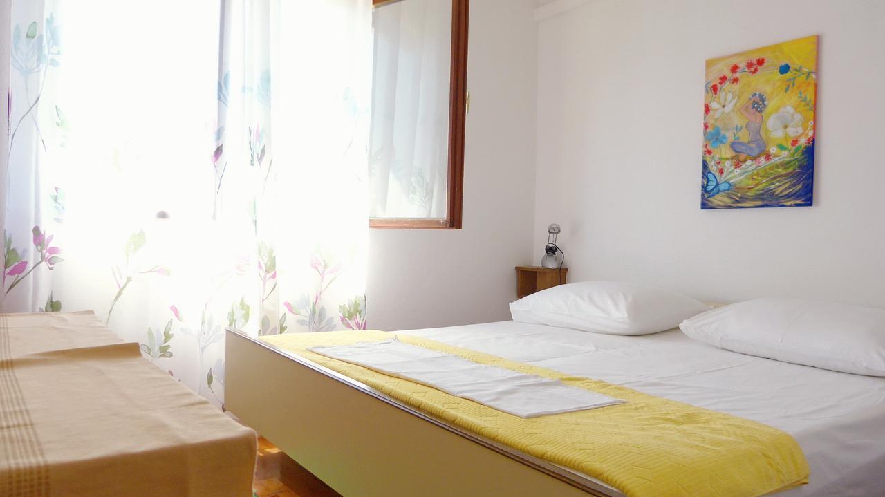 Beach Front Apartments Balica Rat Omis Exterior photo
